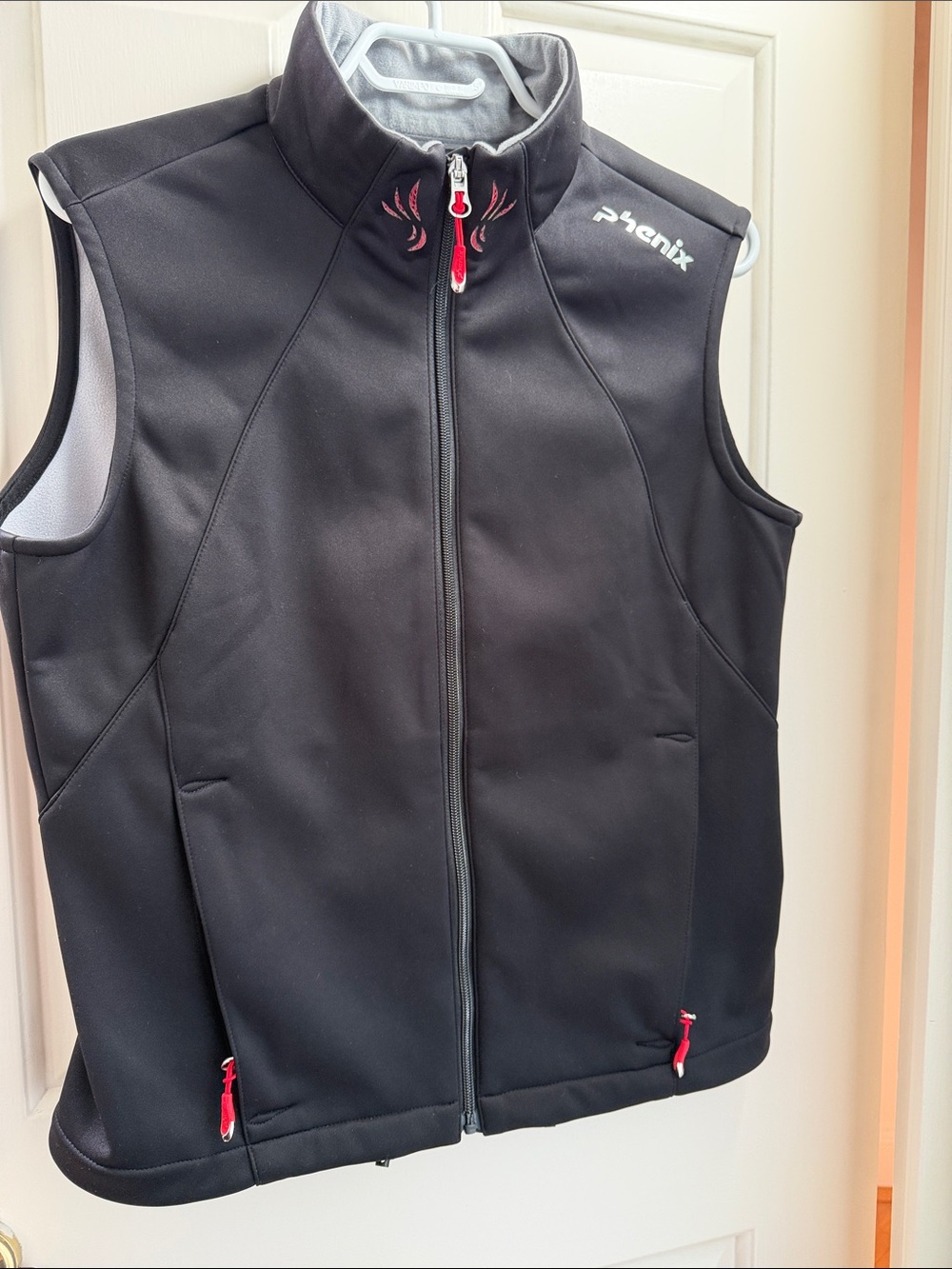 Phenix sz 12 (fits small IMO) Black ski vest red trim AEROTHERMO fleece lined